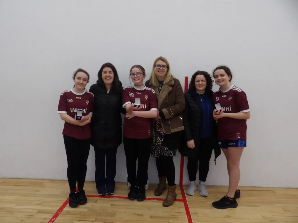 St. Colmcilles Mums and players